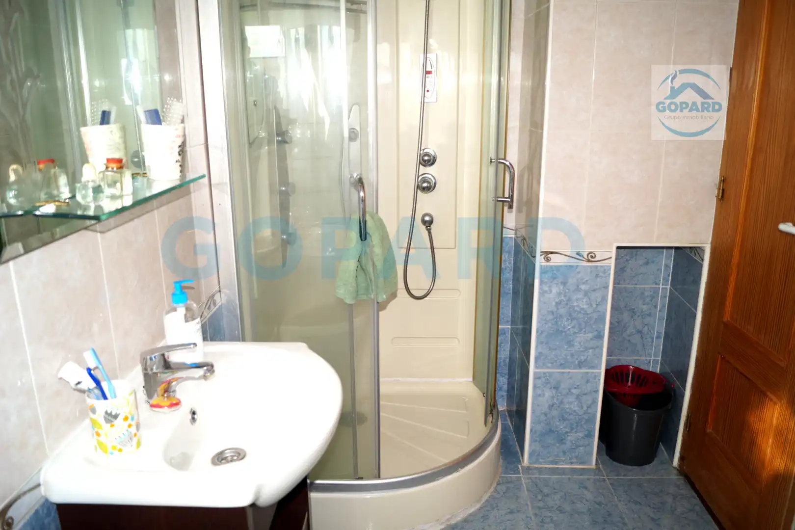 Bathroom of Study for sale in Villalba Estación