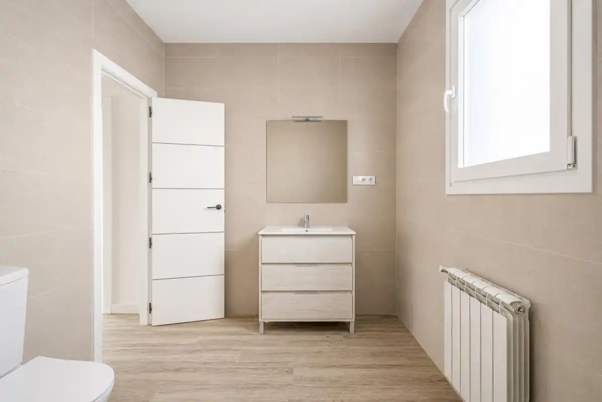 Baño de Casa o chalet en venta en La Villa de Don Fadrique con Calefacción, Terraza y Trastero