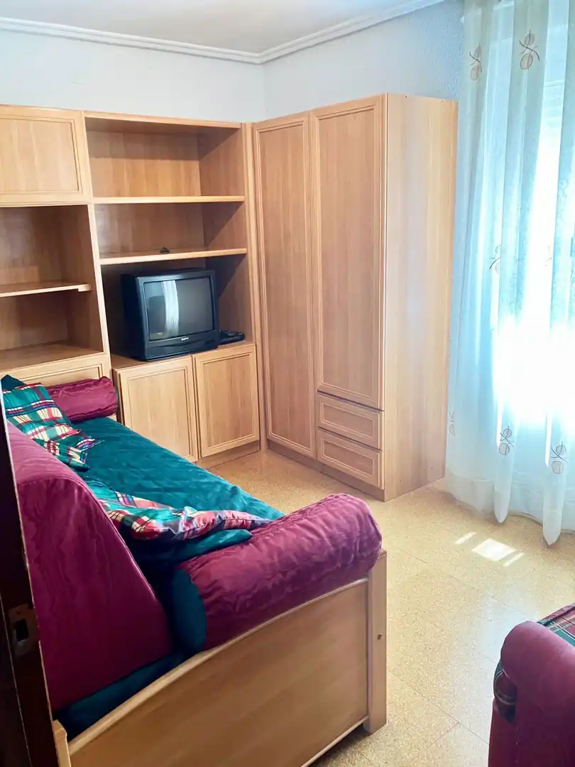 Bedroom of Flat for sale in Palencia  with Heating, Terrace and Storage room