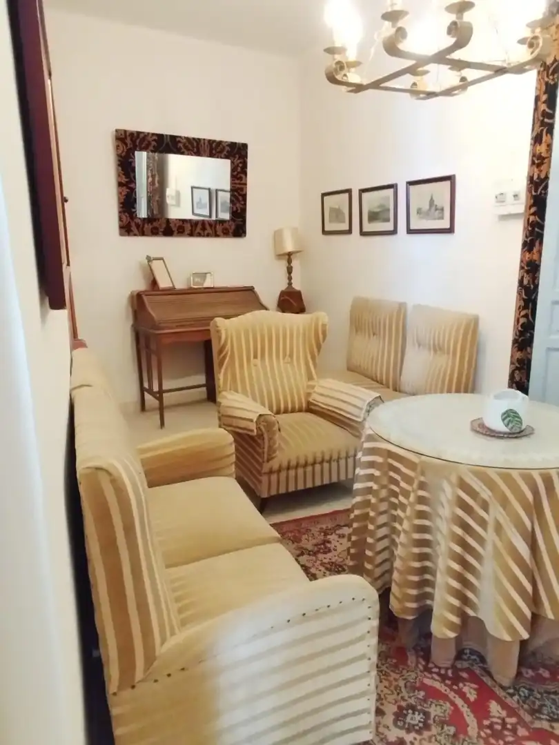 Sala d'estar de Casa o xalet en venda en Porcuna amb Calefacció, Jardí privat i Terrassa