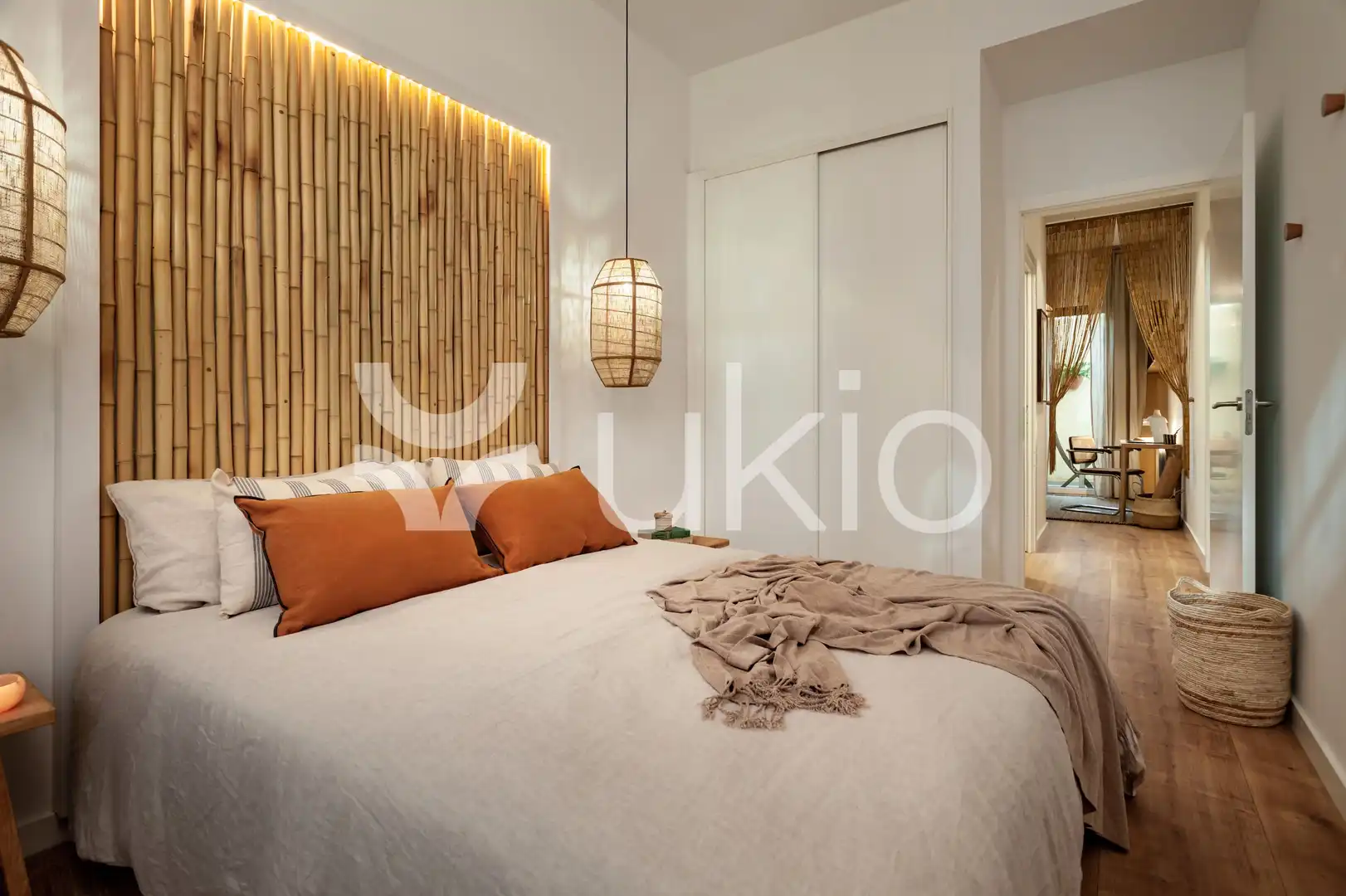Bedroom of Apartments for rent in Barcelona  with Air Conditioner, Heating and Terrace