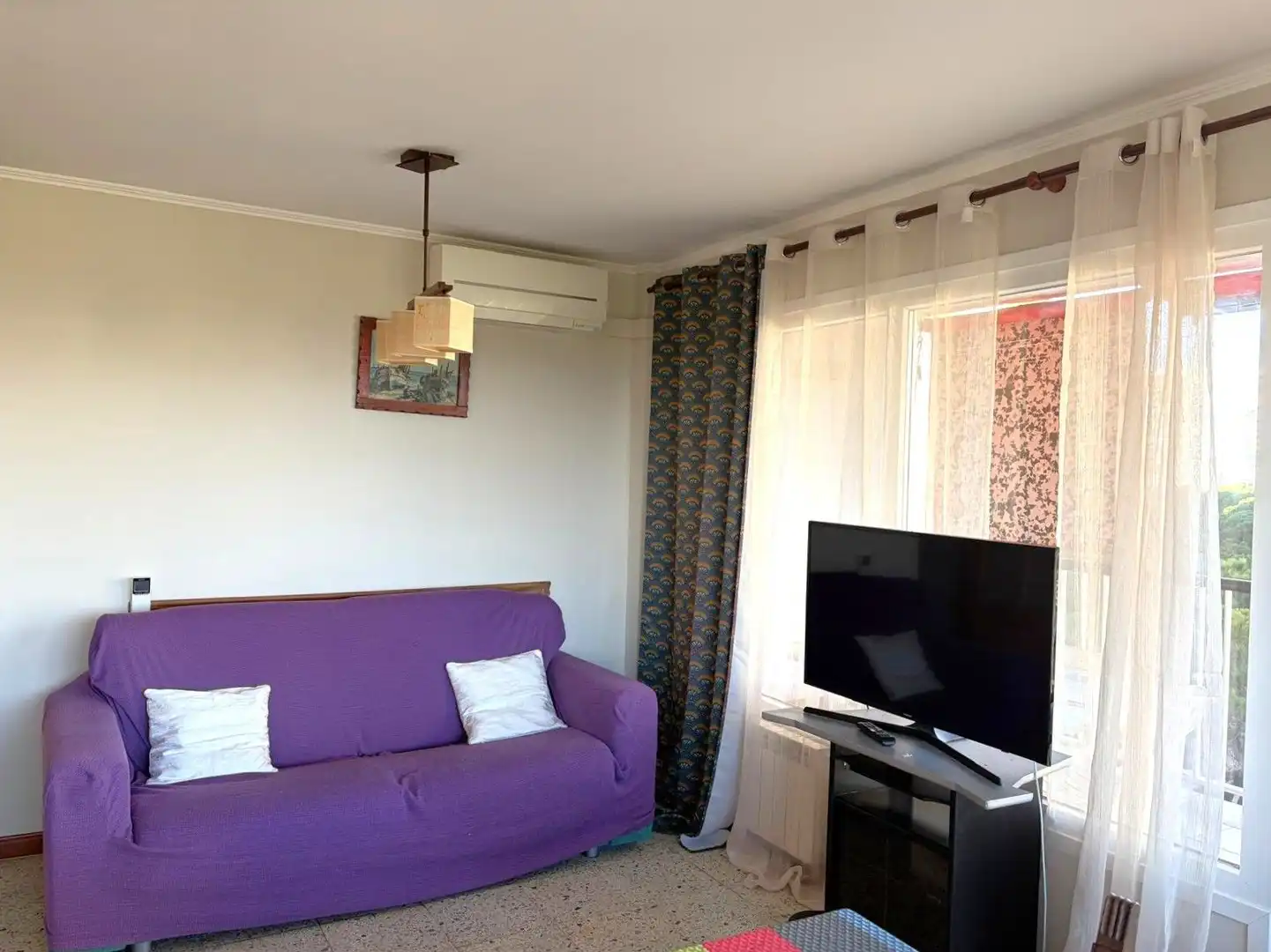 Sala d'estar de Pis en venda en Blanes amb Aire condicionat, Calefacció i Jardí privat