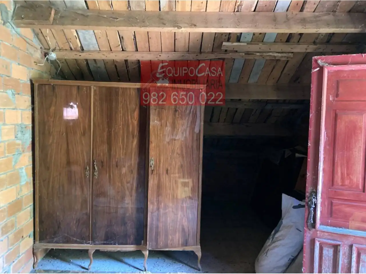 Casa o xalet en venda en Begonte amb Jardí privat, Terrassa i Alarma