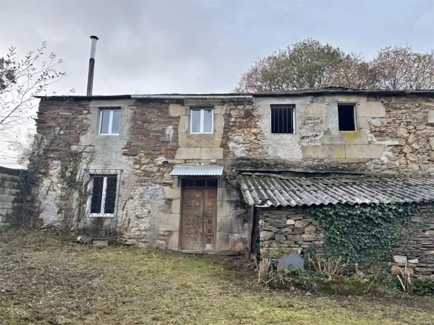 Vista exterior de Casa adosada en venta en Lugo con Jardín privado