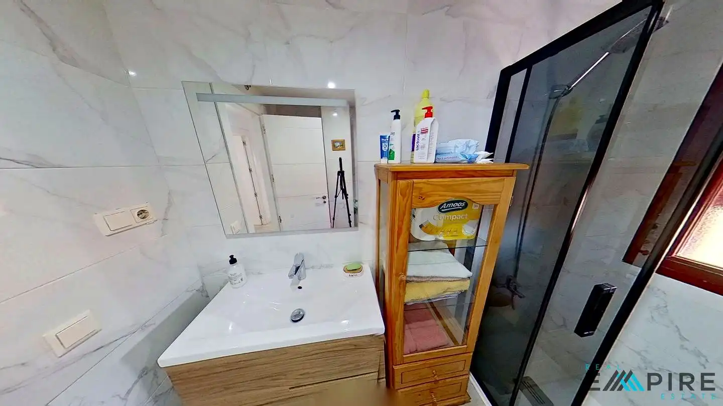 Baño de Ático en venta en Illescas con Aire acondicionado, Calefacción y Jardín privado