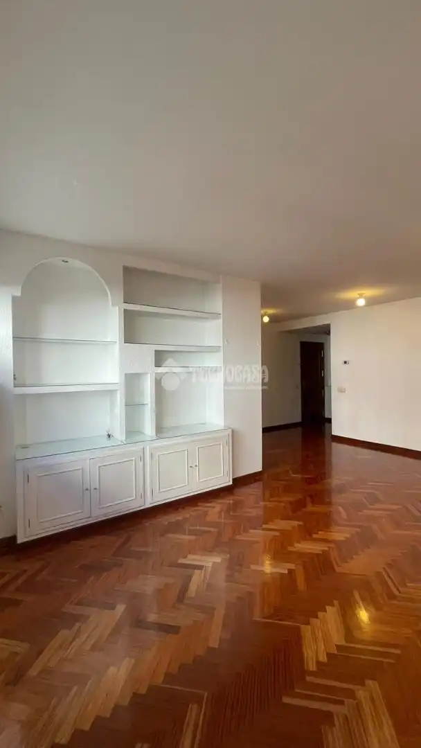 Sala d'estar de Pis de lloguer en Madrid amb Aire condicionat