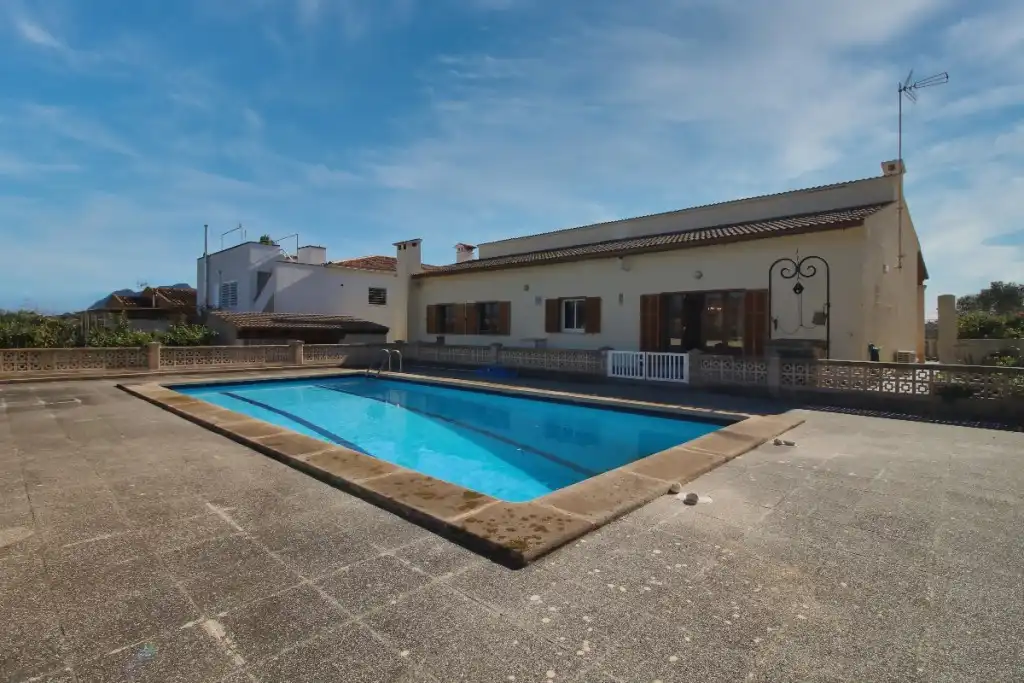 Piscina de Casa o xalet en venda en Alcúdia amb Jardí privat, Terrassa i Traster