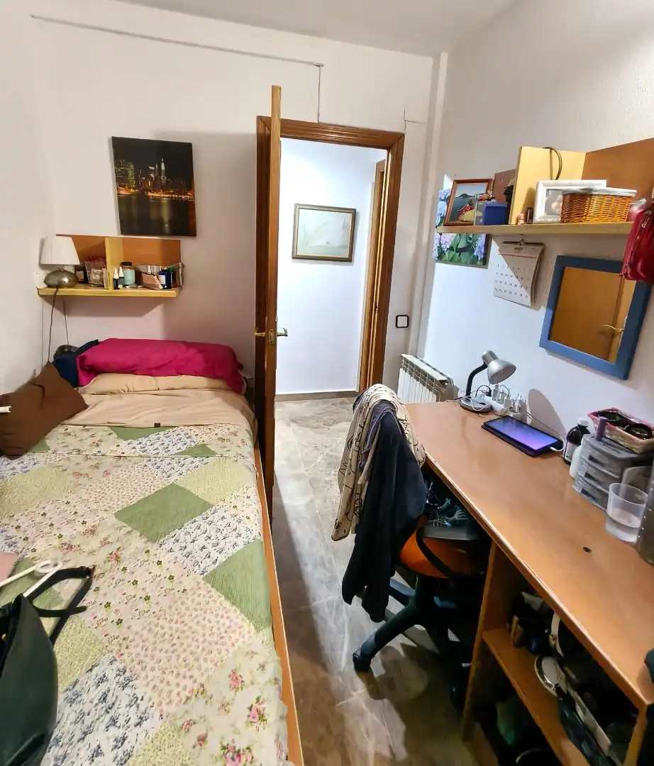 Schlafzimmer von Maisonette zum Verkauf in L'Hospitalet de Llobregat mit Klimaanlage, Heizung und Balkon