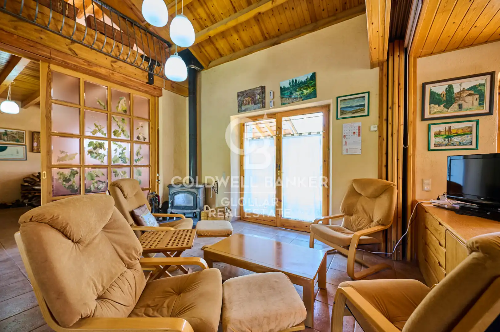 Sala d'estar de Casa o xalet en venda en Isòvol amb Calefacció, Jardí privat i Parquet