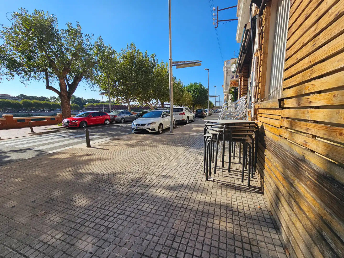 Vista exterior de Edificio en venta en Tortosa