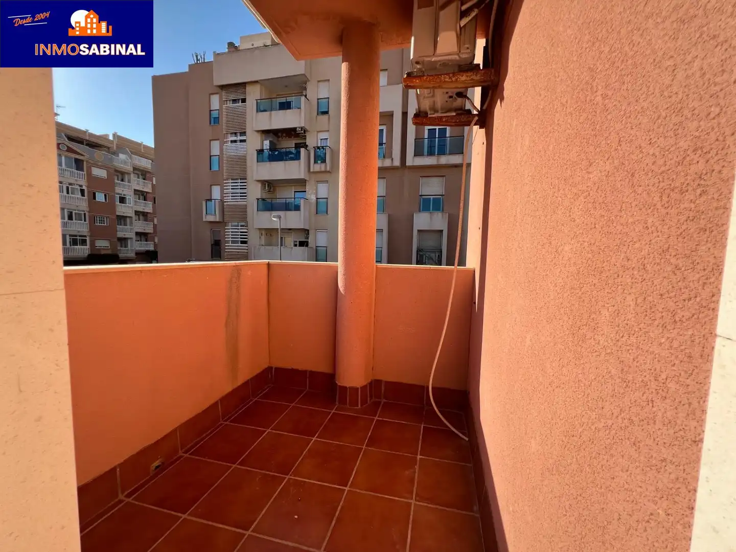Terrassa de Casa adosada en venda en Roquetas de Mar amb Aire condicionat, Calefacció i Terrassa