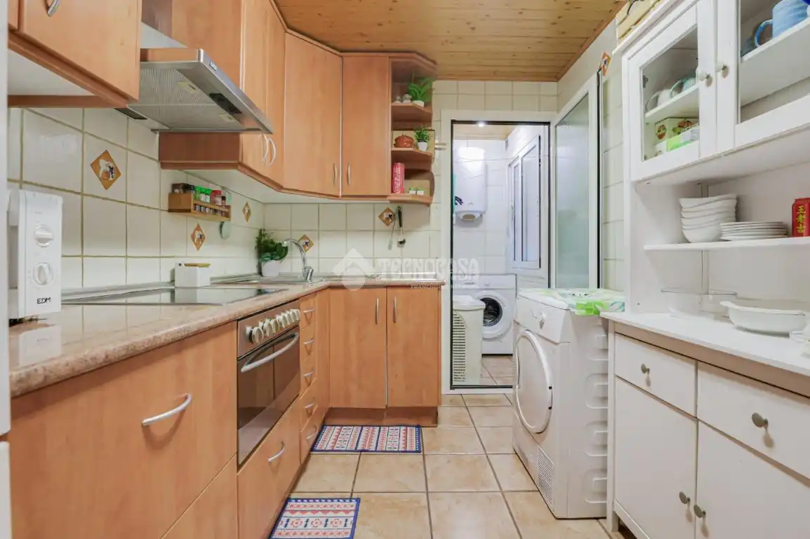 Kitchen of Flat for sale in Rubí