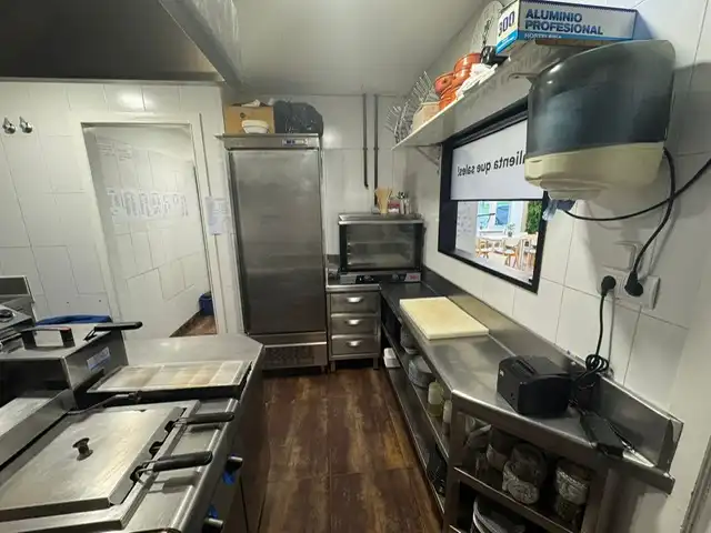 Cocina de Local en traspaso en Manresa con Aire acondicionado, Calefacción y Terraza