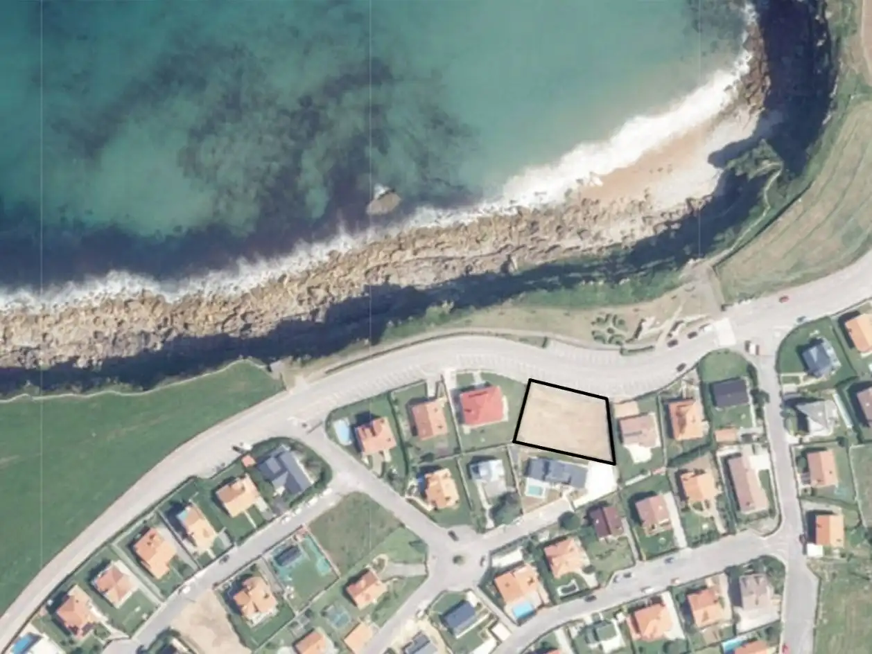 Residencial en venda en Suances