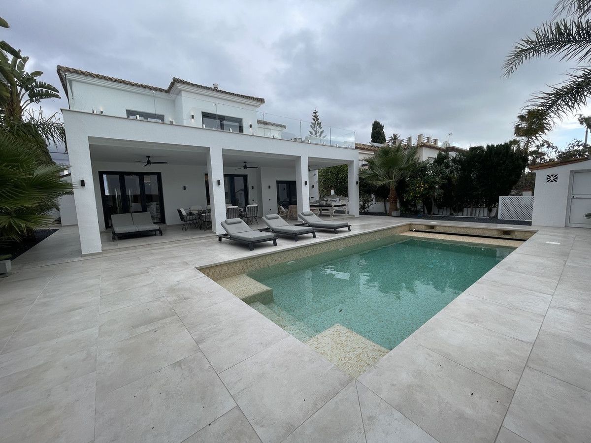 Piscina de Casa o xalet de lloguer en Marbella amb Aire condicionat, Jardí privat i Piscina