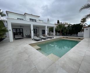 Piscina de Casa o xalet de lloguer en Marbella amb Aire condicionat, Jardí privat i Piscina