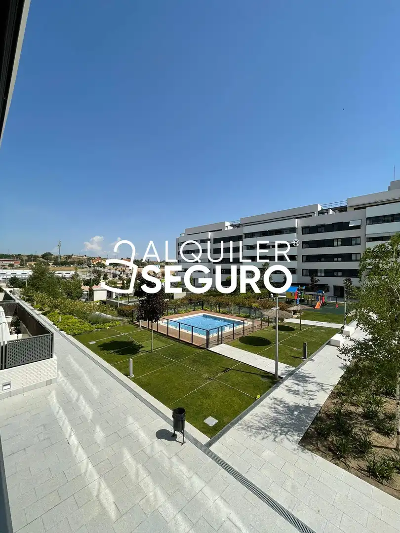 Flat for rent in Maria de Maeztu, Arroyo del Fresno