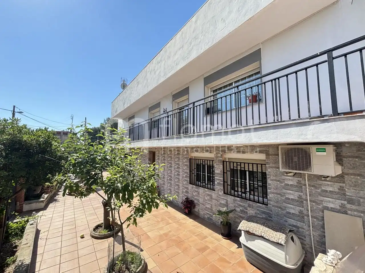 Vista exterior de Casa o chalet en venta en Rubí con Aire acondicionado, Calefacción y Terraza