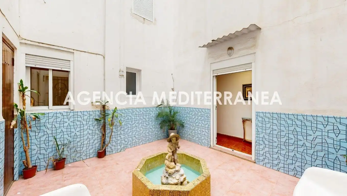 Piso en venta en Calle EUGENIA VIÑES, El Cabanyal - El Canyamelar