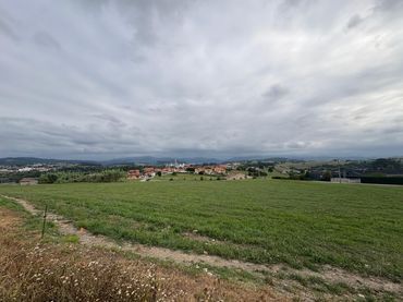 Rustikales Grundstück zum Verkauf in Avenida Monseñor del Val 17