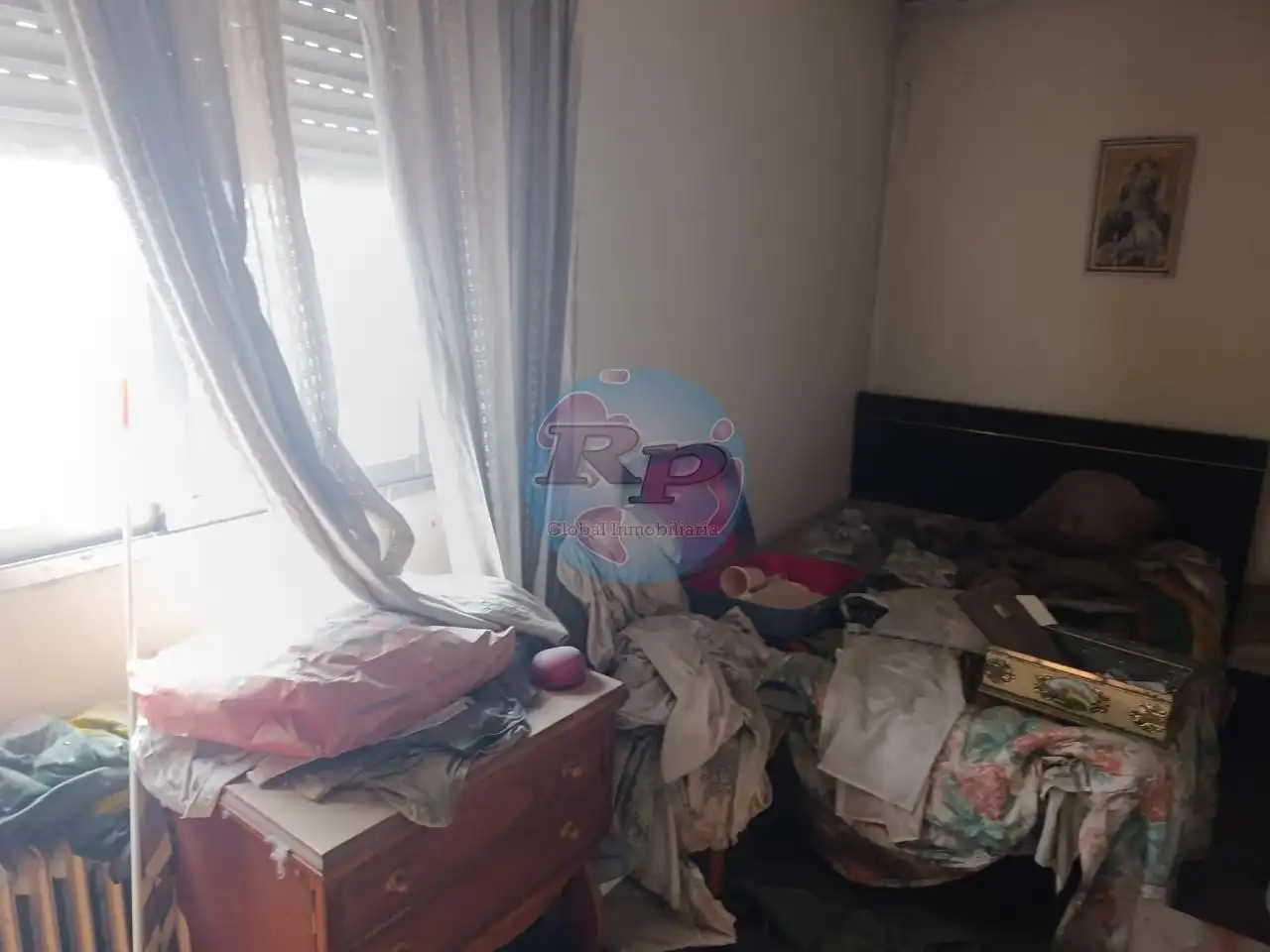 Dormitori de Apartament en venda en León Capital  amb Parquet i Terrassa