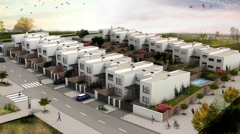 Chalet Adosado Residencial Bulevar.
