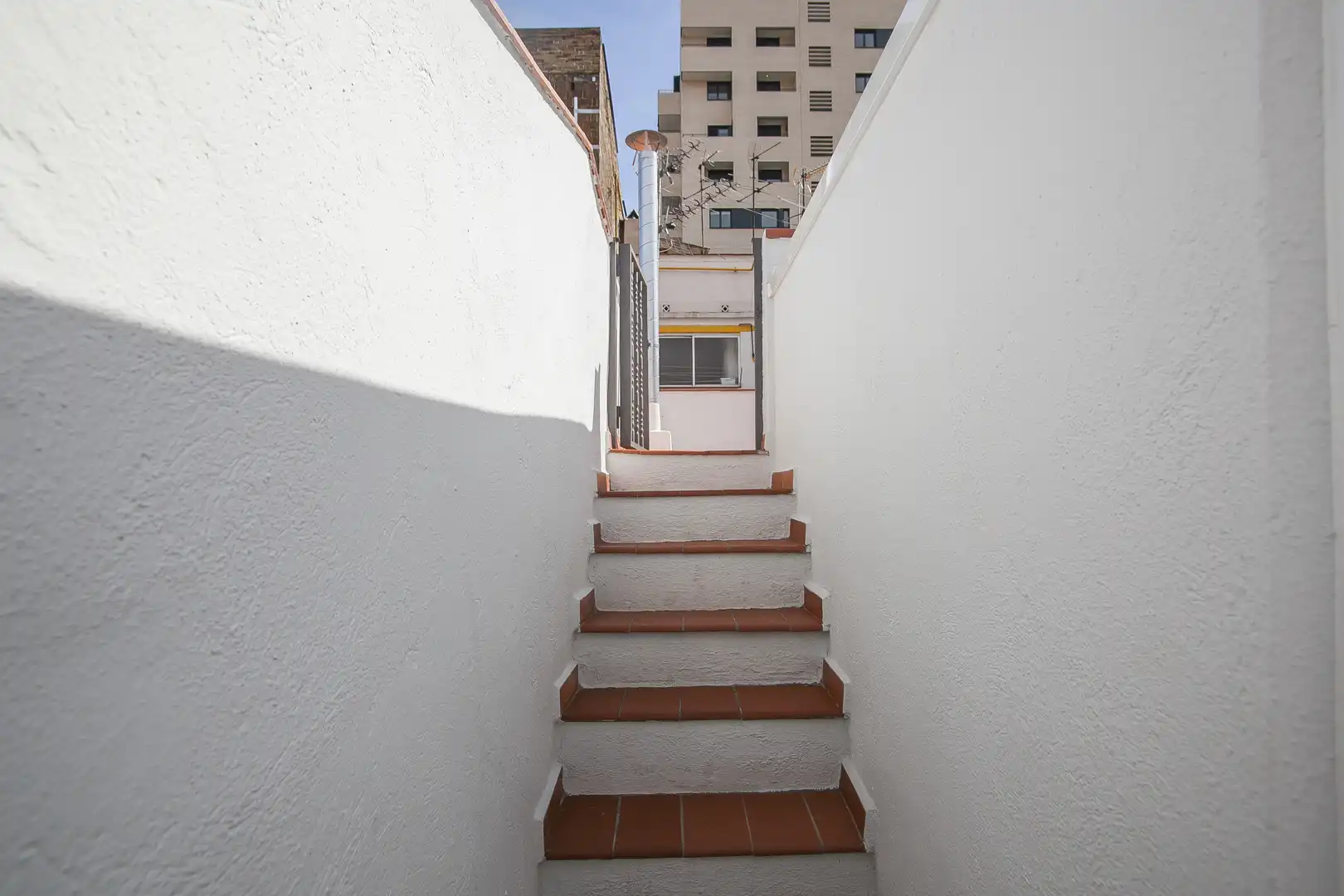 Buildings for sale in Passatge Klein, Provençals del Poblenou