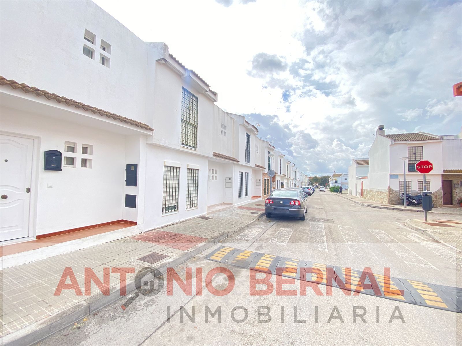 Exterior view of Single-family semi-detached for sale in Jerez de la Frontera  with Air Conditioner