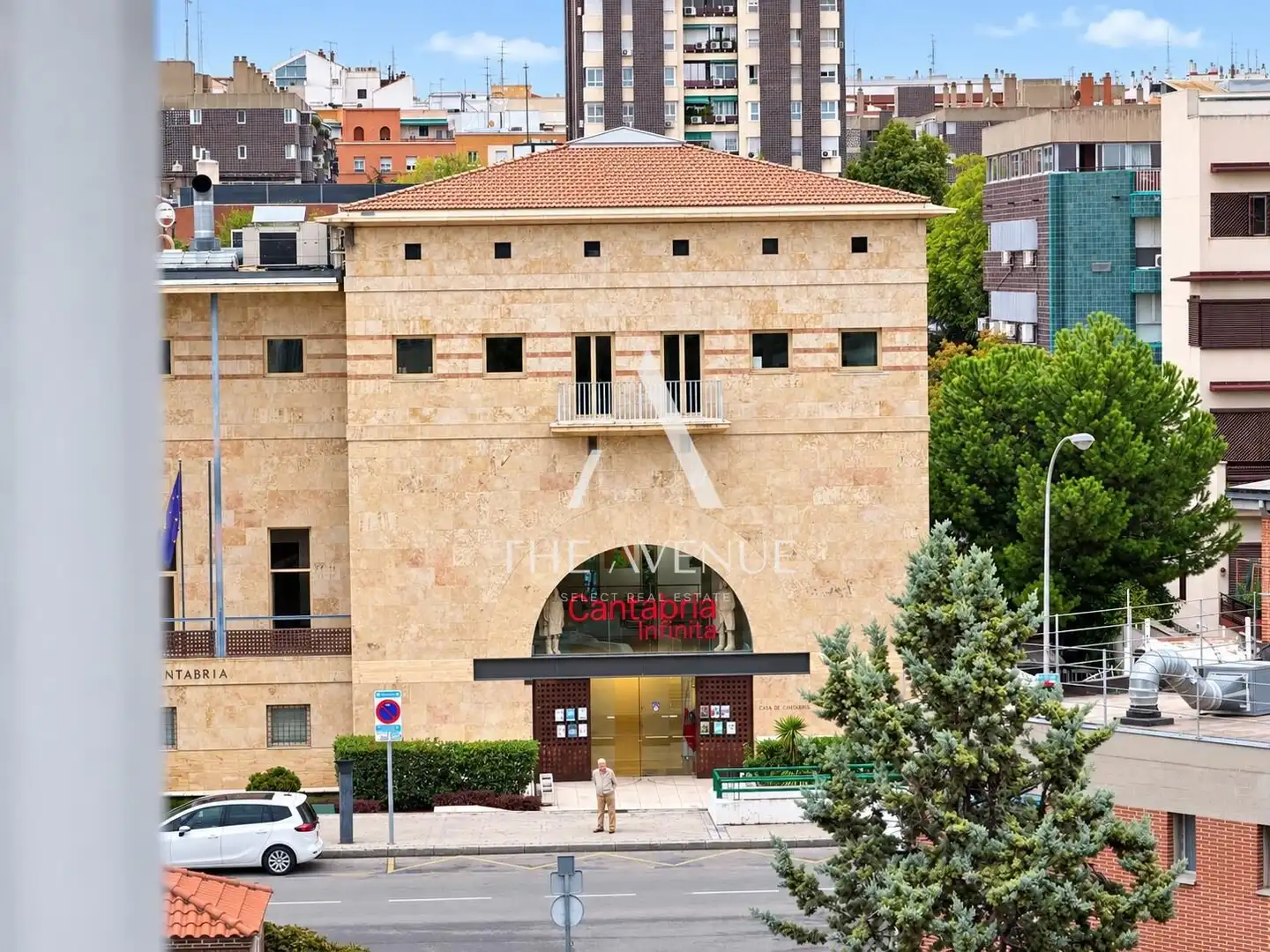 Vista exterior de Pis en venda en Retiro