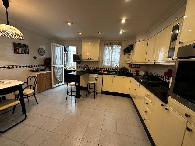 Piso en Venta en Parque Ribalta - Plaza de Toros