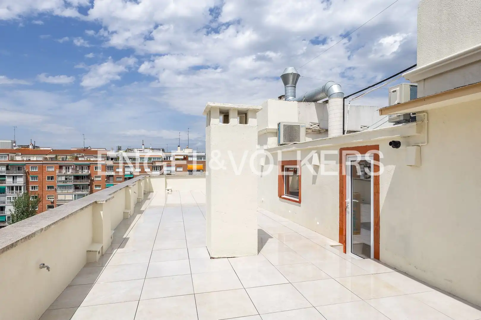 Terrasse von Dachboden zur Miete in Madrid mit Klimaanlage, Heizung und Terrasse