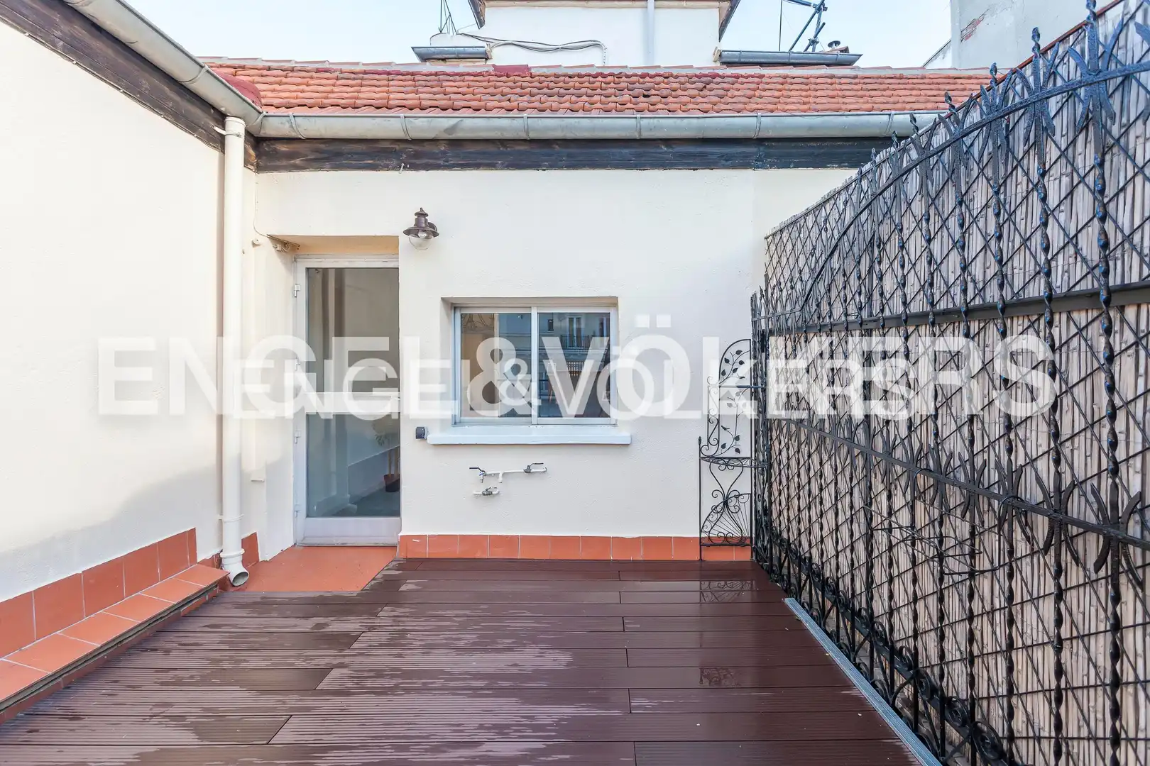 Terrace of Attic for rent in Madrid  with Air Conditioner, Heating and Parquet flooring