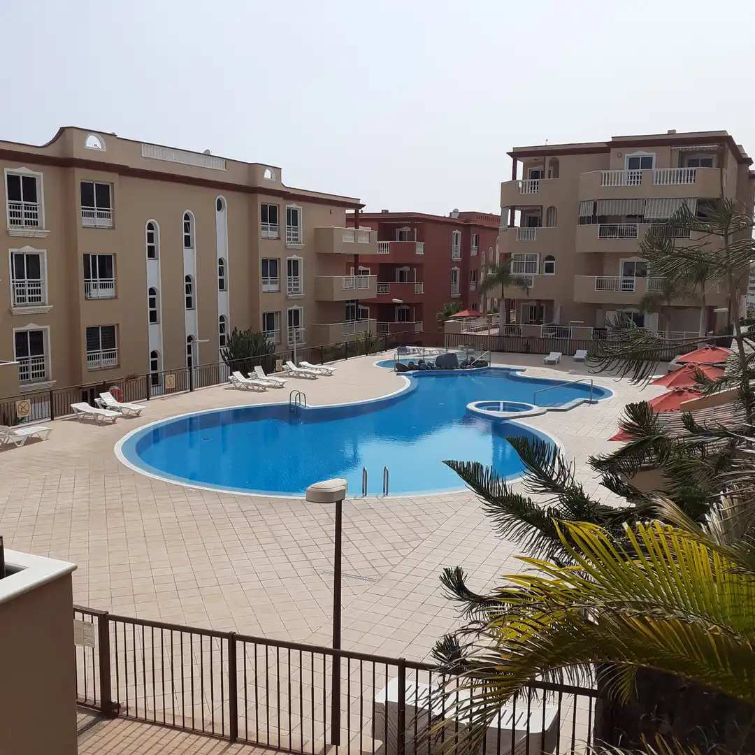 Schwimmbecken von Wohnungen zur Miete in Adeje mit Terrasse, Möbliert und Ofen