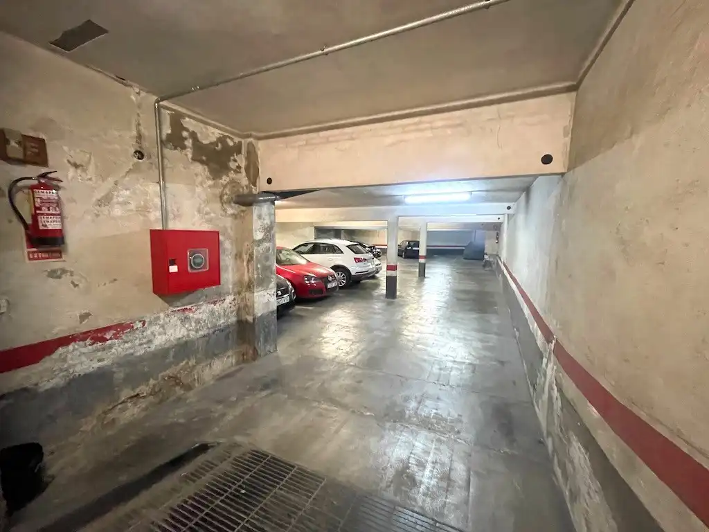 Aparcament de Garatge en venda en Barcelona
