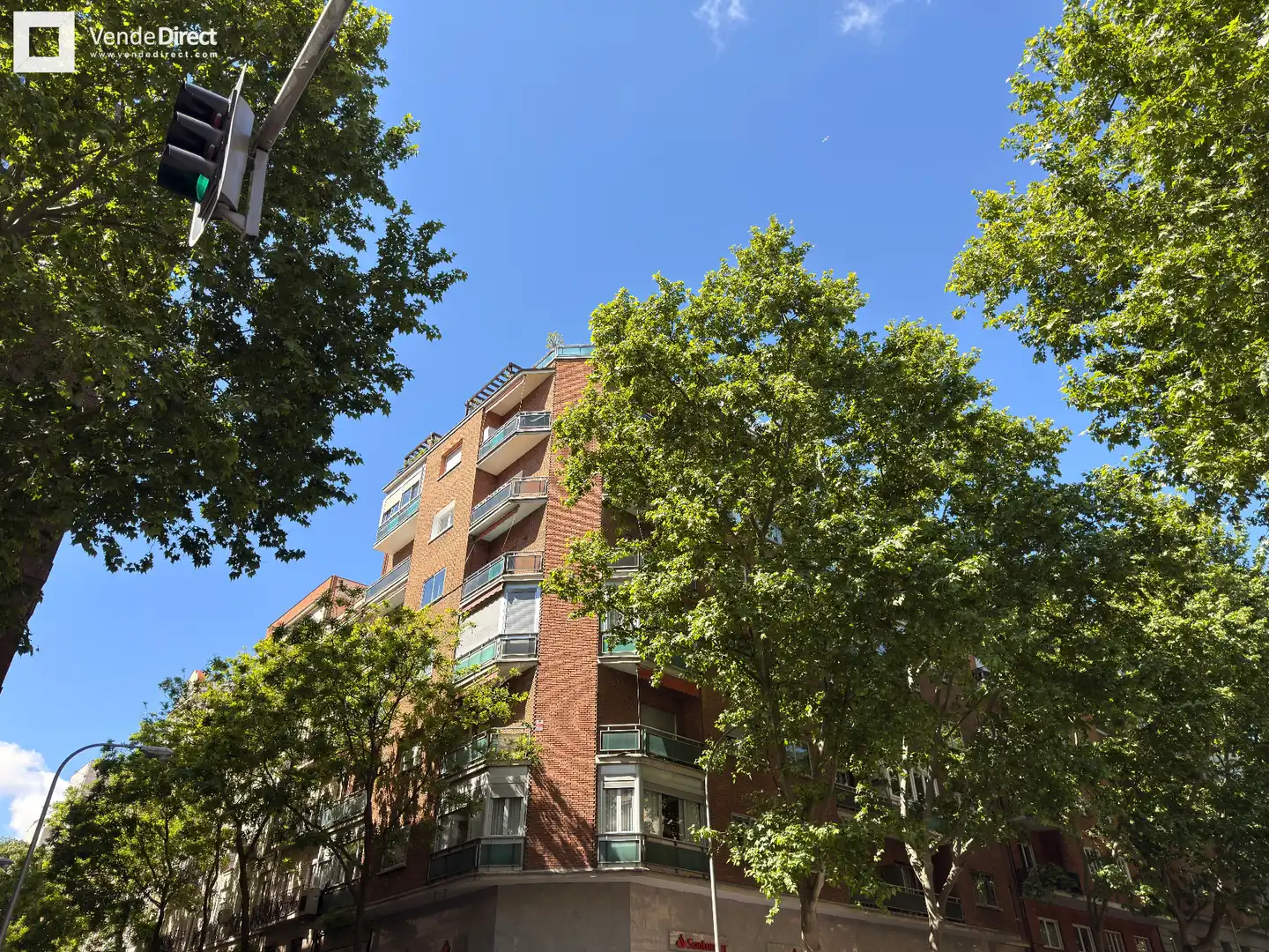 Vista exterior de Piso en venta en Madrid con Aire acondicionado, Calefacción y Parquet