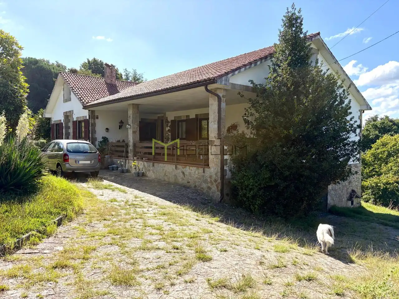Casa amb terrassa en venda a Lugar Castelo