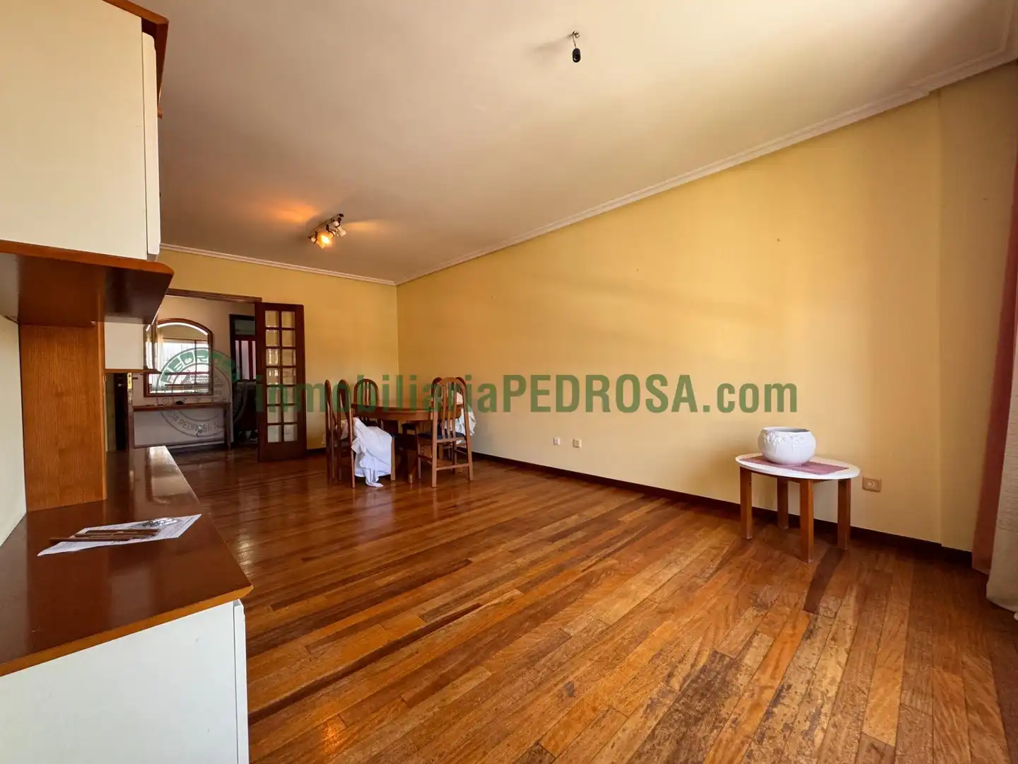 Exterior view of Flat for sale in Pontevedra Capital   with Heating and Storage room