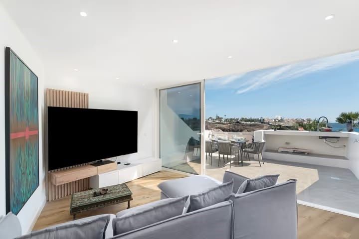 Sala d'estar de Àtic en venda en Arona amb Terrassa, Piscina i Moblat