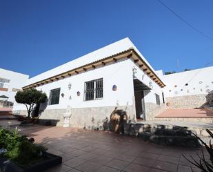 Exterior view of House or chalet for sale in La Bisbal del Penedès