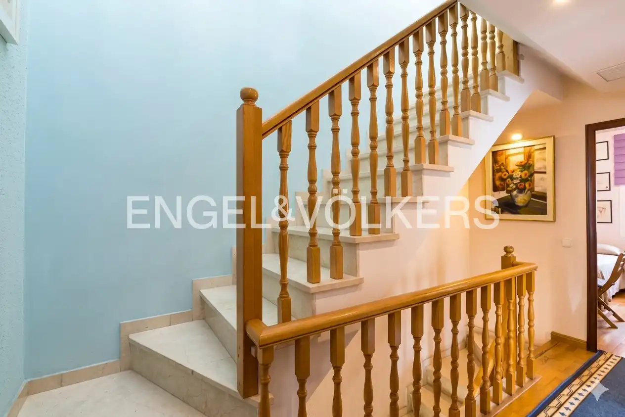 Houses for sale in Vilanova i la Geltrú  with Air Conditioner, Heating and Private garden