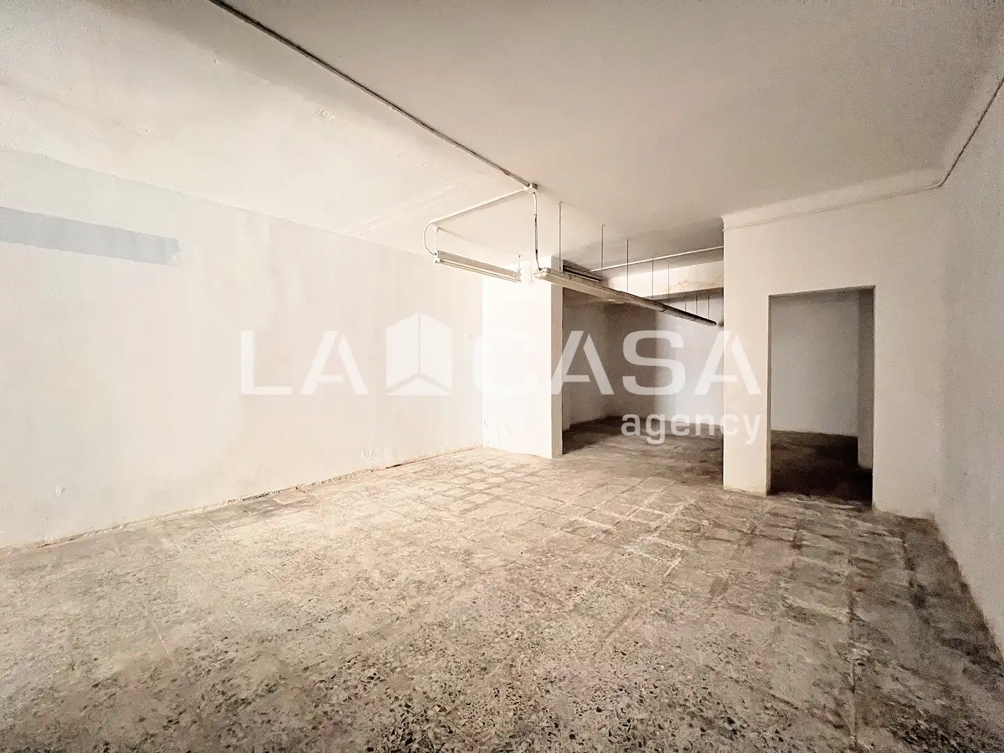 Local en venta en Badalona