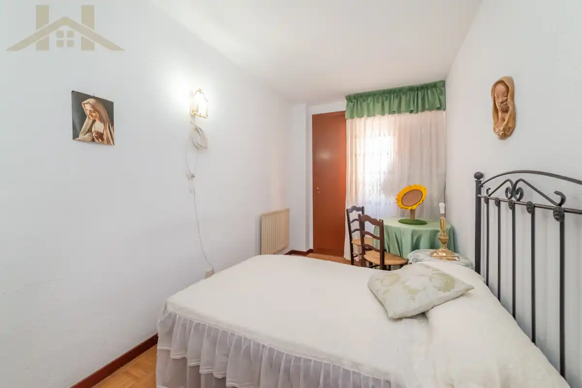 Habitación de Piso en venta en Rivas-Vaciamadrid con Calefacción, Terraza y Trastero