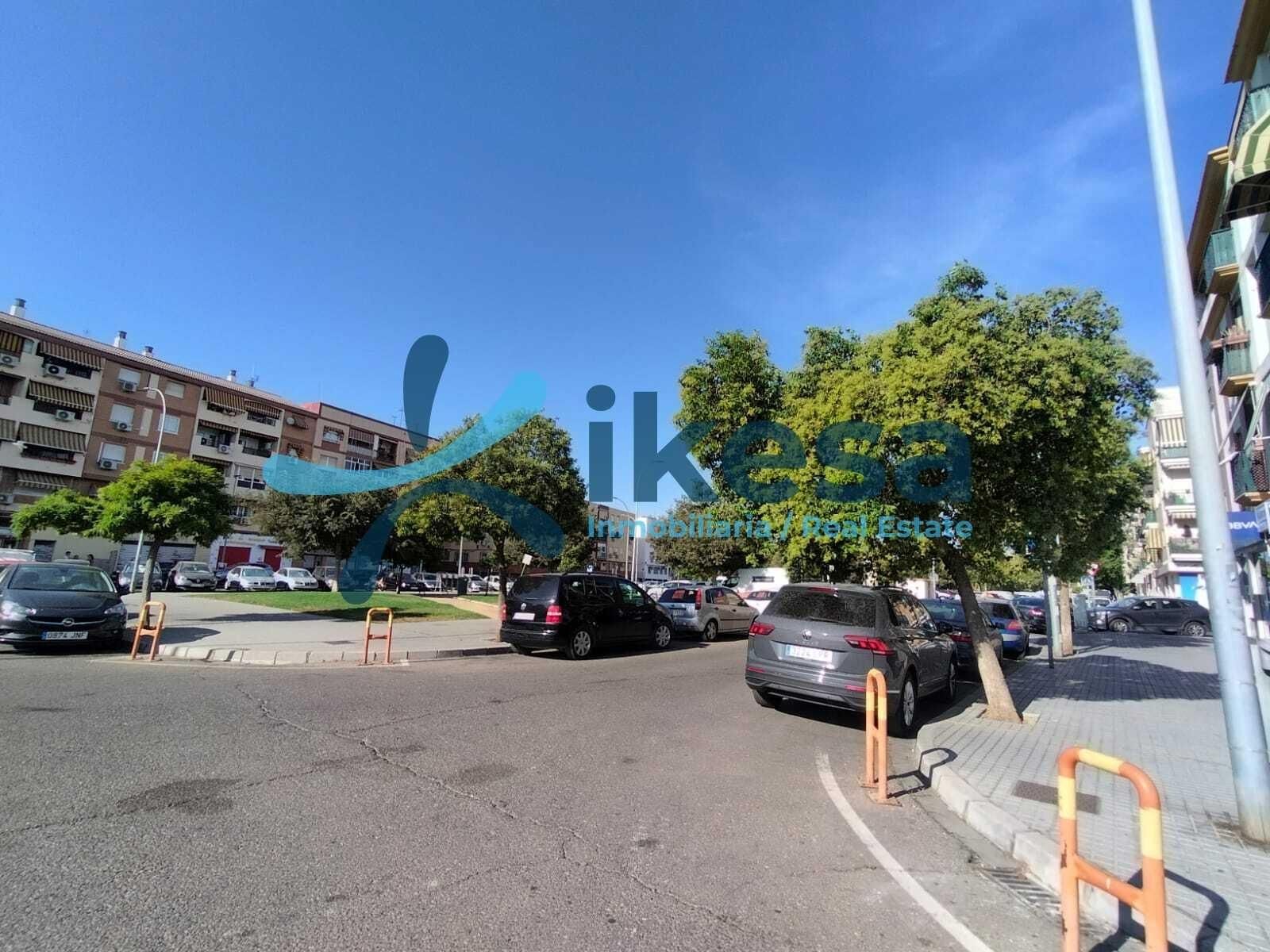Vista exterior de Pis en venda en  Córdoba Capital amb Terrassa, Balcó i Piscina comunitària
