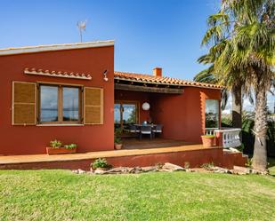 Vista exterior de Casa o xalet en venda en Sant Lluís amb Aire condicionat i Jardí privat