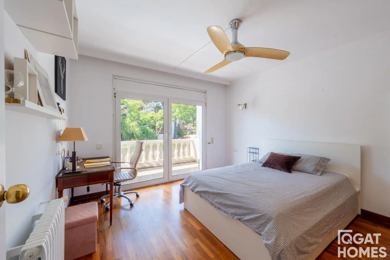 Dormitori de Casa o xalet en venda en Sant Cugat del Vallès amb Aire condicionat, Calefacció i Jardí privat