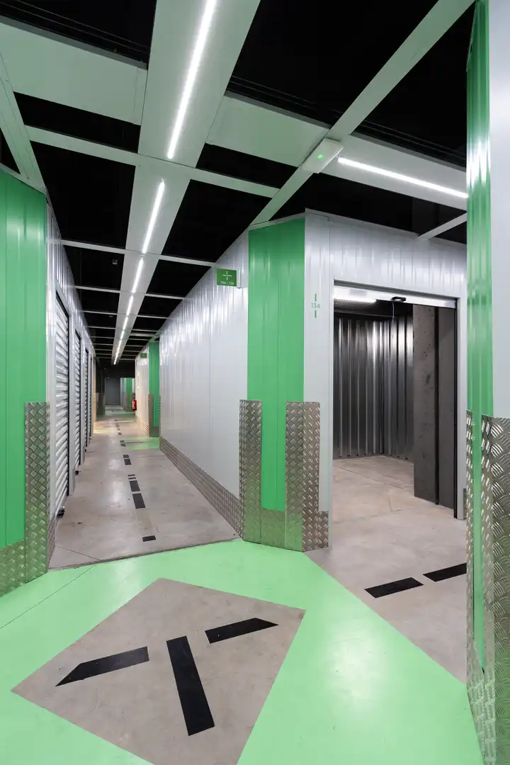Storage room for rent in San Sebastián de los Reyes  with Alarm