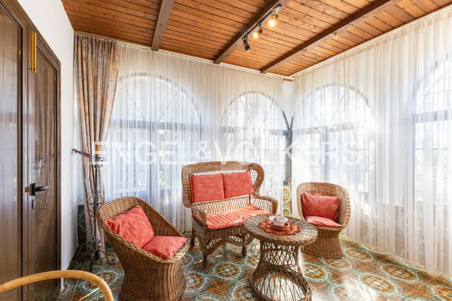 Sala d'estar de Casa o xalet en venda en Vinaròs amb Calefacció, Jardí privat i Terrassa