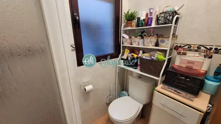 Baño de Piso en venta en Hontanares de Eresma con Calefacción y Balcón