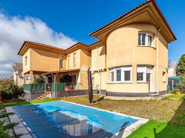 Villa à vendre à C/ LEO