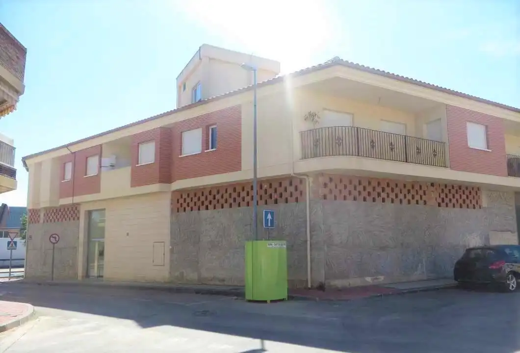 Parcheggio in vendita a Navarra